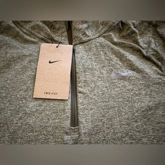 Nike Dri-FIT Quarter Zip Top. - Picture 2 of 5